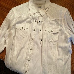 Womens XL Ariat western shirt with snaps